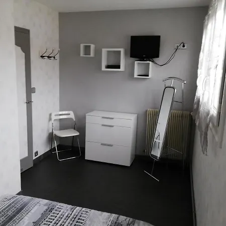 Habitación en casa particular Proche Circuit 24 Le Mans