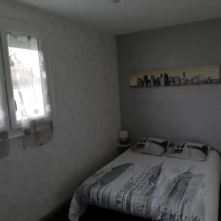 Proche Circuit 24 Habitación en casa particular