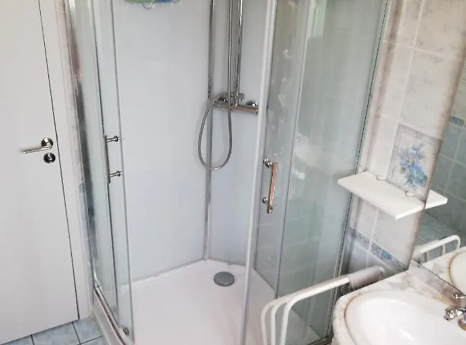 Proche Circuit 24 Homestay Le Mans